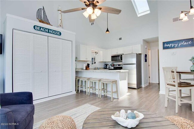 Building Photo - 9201 Coast Guard Rd