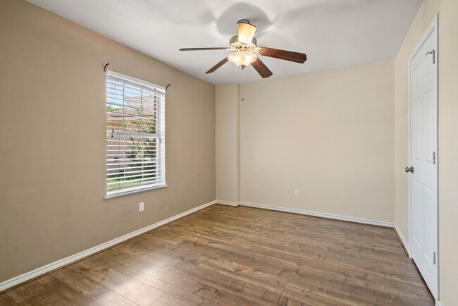 Building Photo - 1631 Quail Run