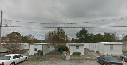 Building Photo - 2-Bedroom/ 1-Bath-Mobile Home $1,100/ Mo.
