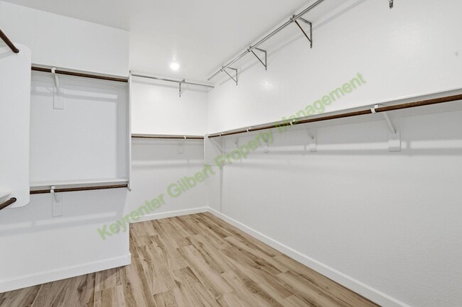 Building Photo - Modern Mesa Living in a Prime East Valley Location