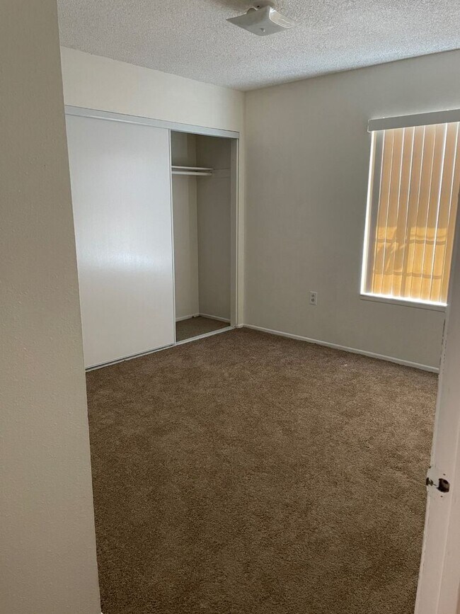 Building Photo - AVAILABLE NOW $200 off First Month Rent