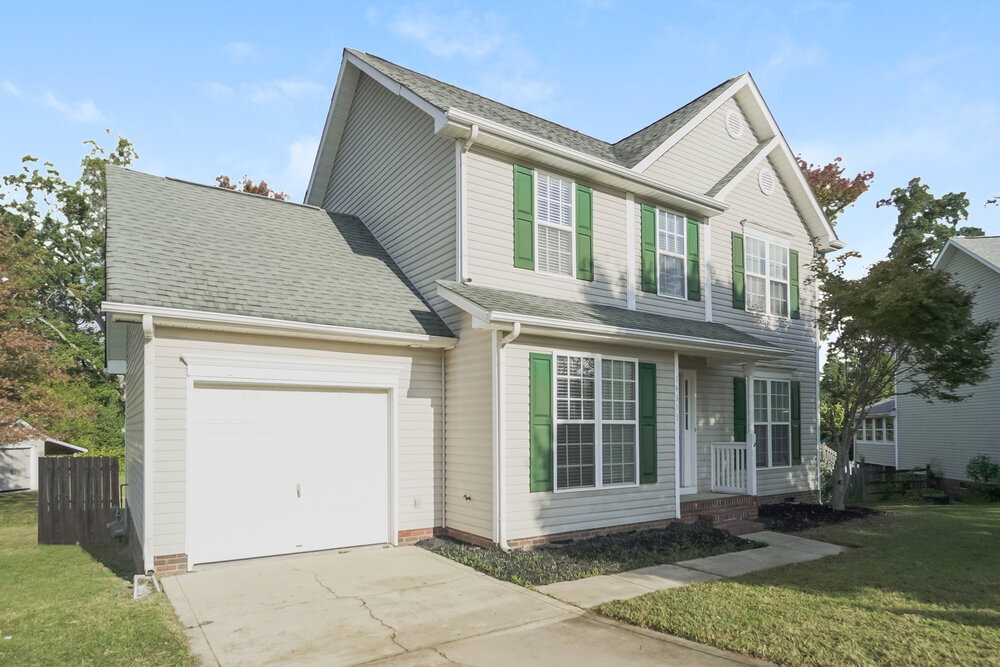 Building Photo - 14313 Blue Grass Dr