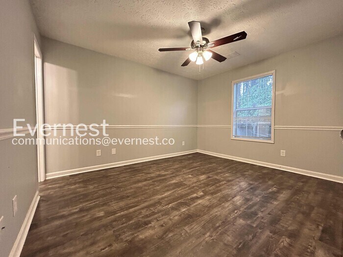 Building Photo - 1336 Yorkshire Ln