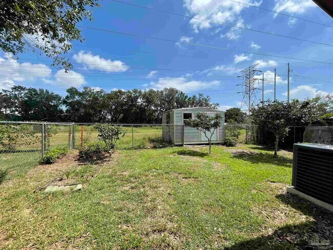 Building Photo - 7812 Deborah Dr