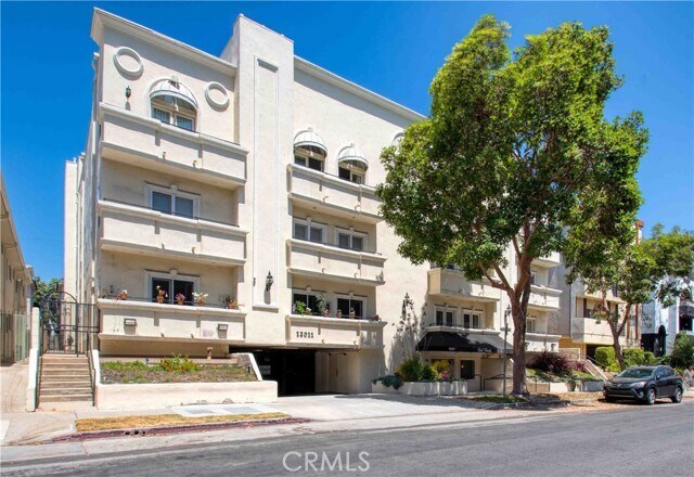 Building Photo - 12011 Goshen Ave