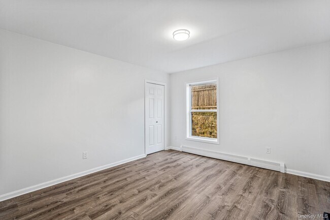 Building Photo - 198 Woodland Ave