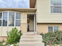 Building Photo - 1652 400 E