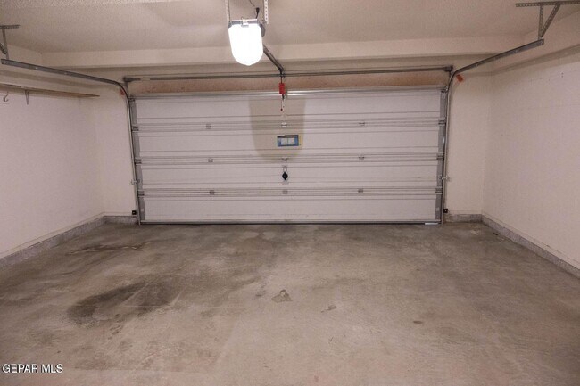 Building Photo - 12508 Tierra Cuervo Dr