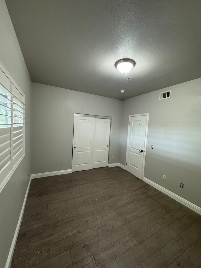 Building Photo - 971 Cypress St