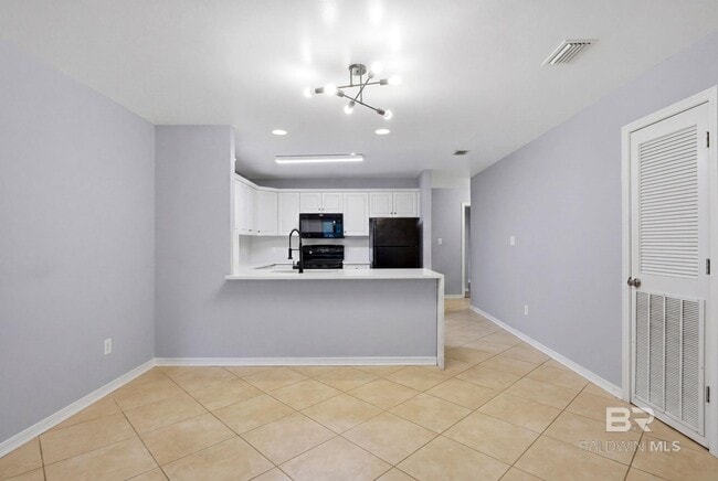 Building Photo - 2147 Henrietta Fulford Pl