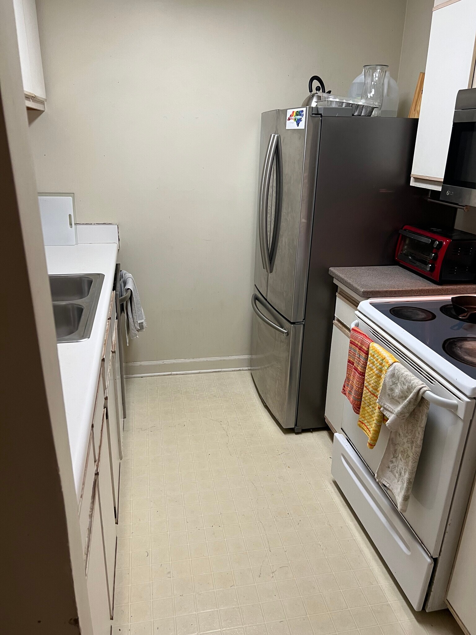 Kitchen, all appliances included - 303 Smith Level Rd