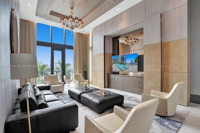 Building Photo - 5000 Island Estates Dr