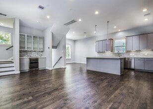 Building Photo - 8409 Hempstead Rd