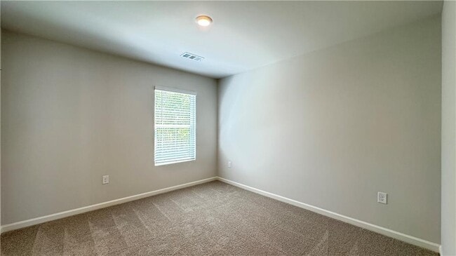 Building Photo - 61 Biltmore Pl