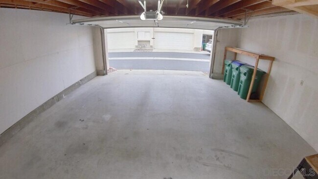 Garage - 6922 Pear Tree Dr