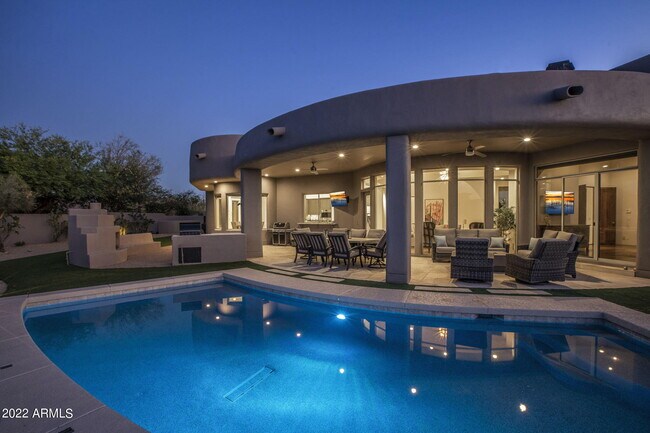 Building Photo - 10448 E Skinner Dr