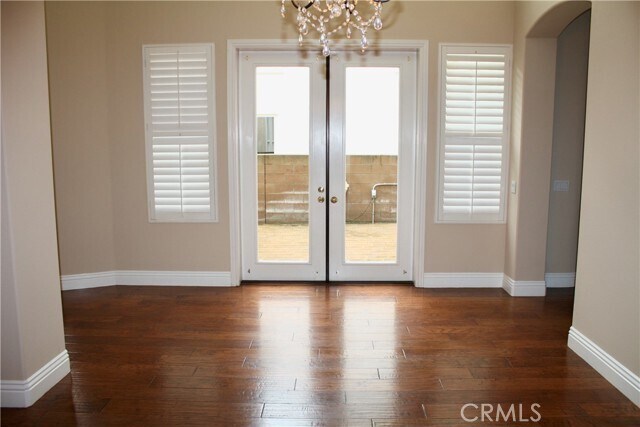 Building Photo - 42 Clear Creek