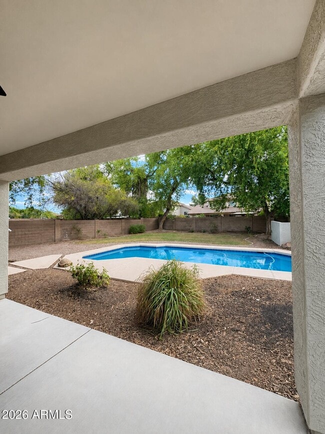 Building Photo - 4325 E Vallejo Ct