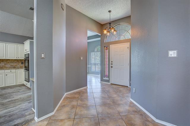 Building Photo - 2627 Bordeaux Dr