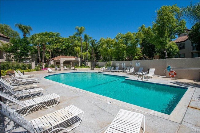 Building Photo - 24111 Del Monte Dr.