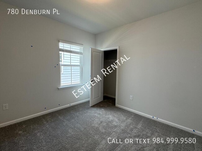 Building Photo - 780 Denburn Pl