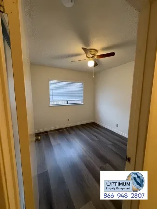 Building Photo - Beautiful 4-bedroom 2-bathroom home.