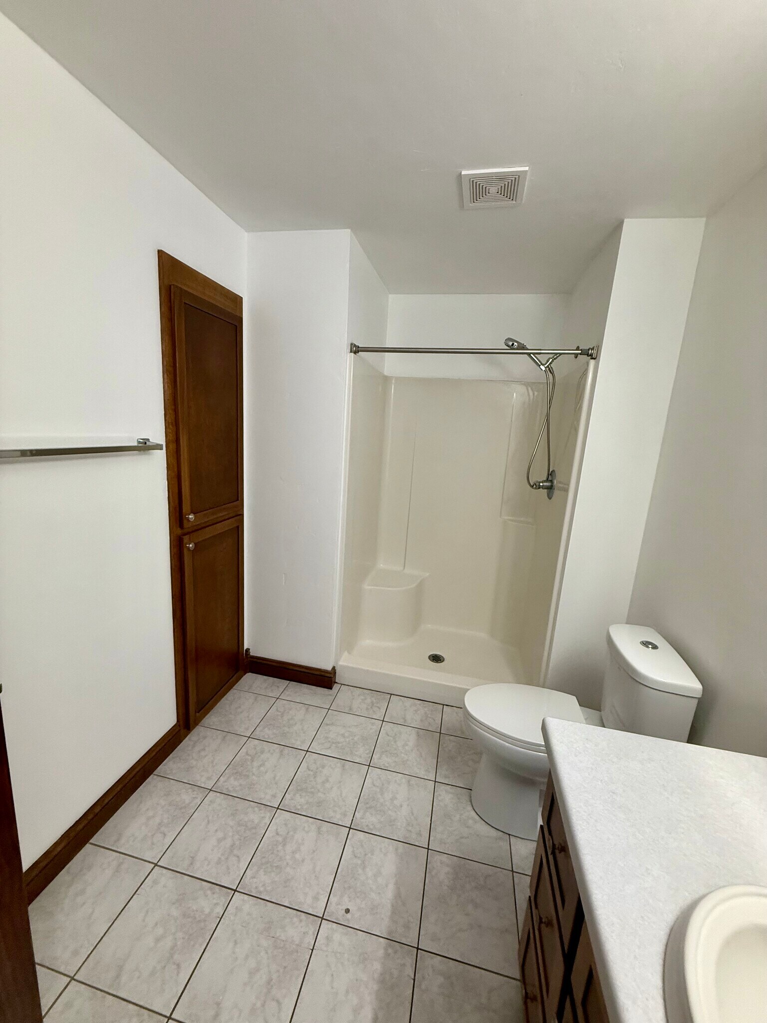 Building Photo - 707 Edge Point Ct