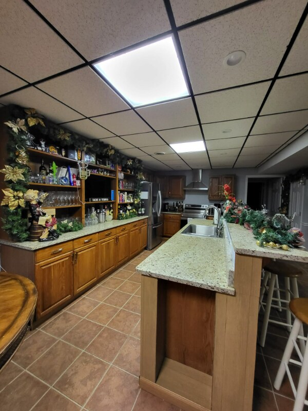 Building Photo - 9189 Lees Ridge Rd