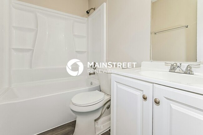 Building Photo - 3 Bedroom Pet-Friendly Home in Olive Branch, MS with Main Street Renewal