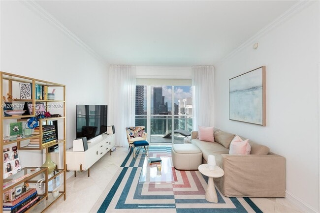 Building Photo - 950 Brickell Bay Dr