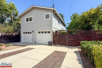 Building Photo - Beautiful Los Gatos Home | Desirable Location