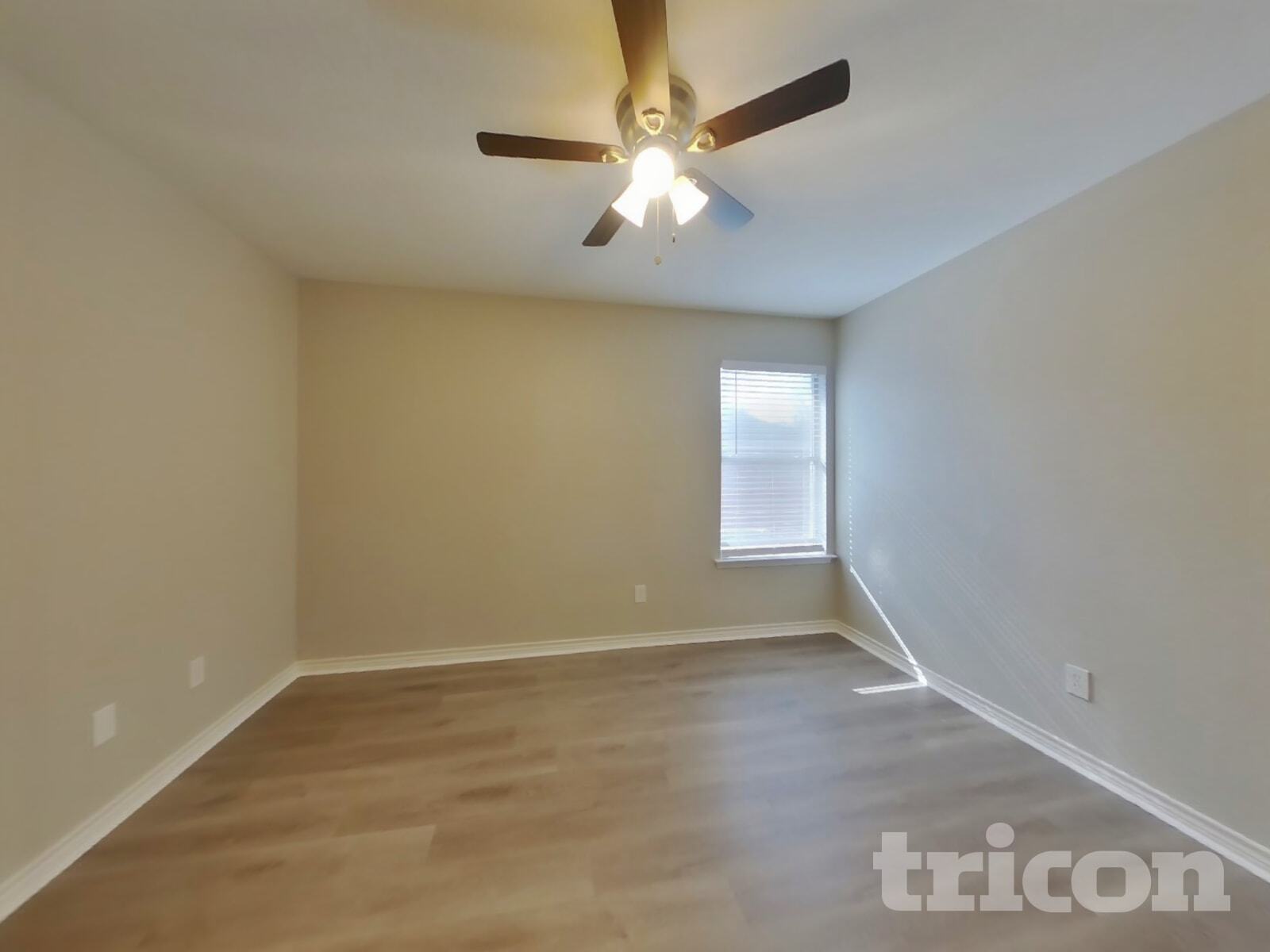 Building Photo - 6129 Tilapia Dr