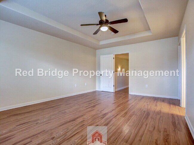 Building Photo - 14286 Russ Wilcox Way