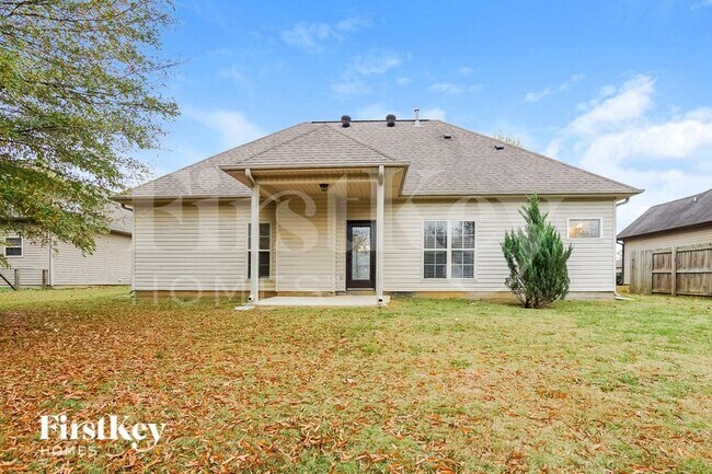 Building Photo - 1012 Pilgrim Ln