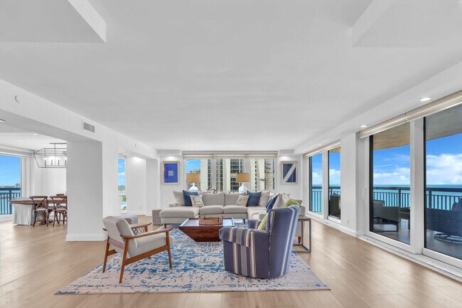 Building Photo - 5380 N Ocean Dr