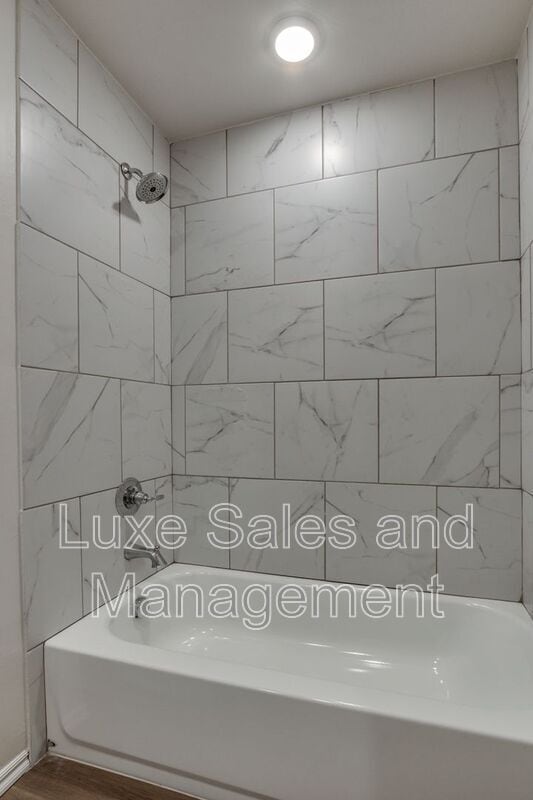 Building Photo - 10809 NW 119th St