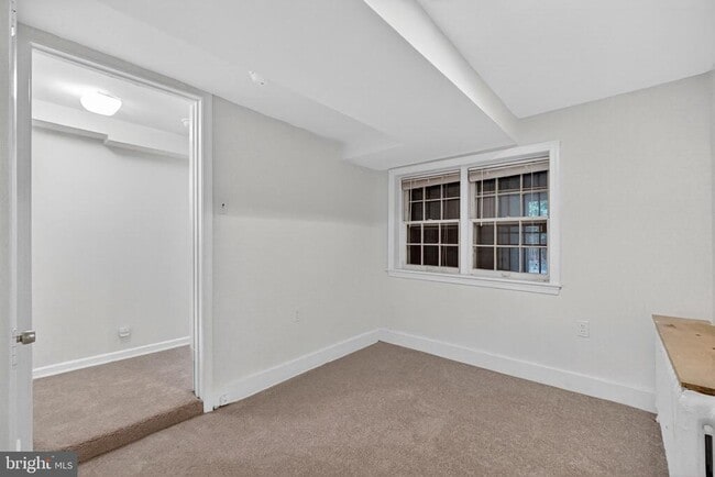 Building Photo - 1745 Lanier Pl NW