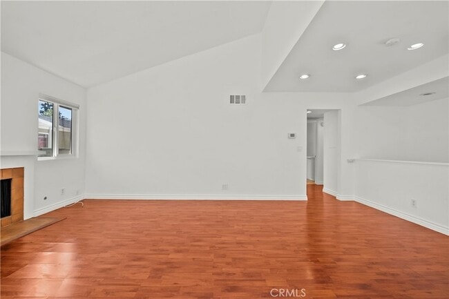 Building Photo - 22117 Burbank Blvd