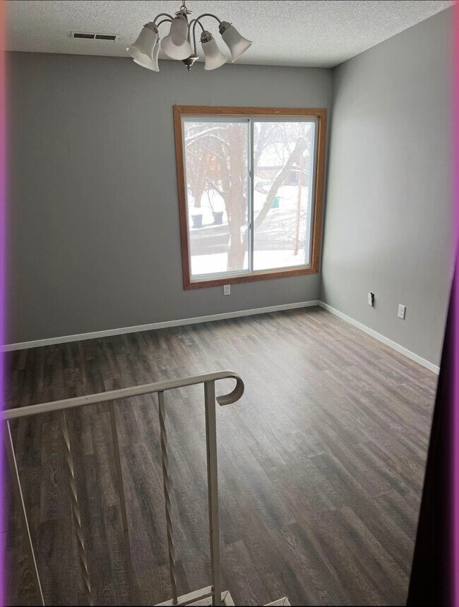 Building Photo - 8422 Brunswick Ct N