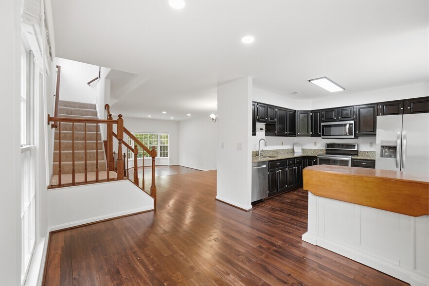 Building Photo - 12327 Sour Cherry Way
