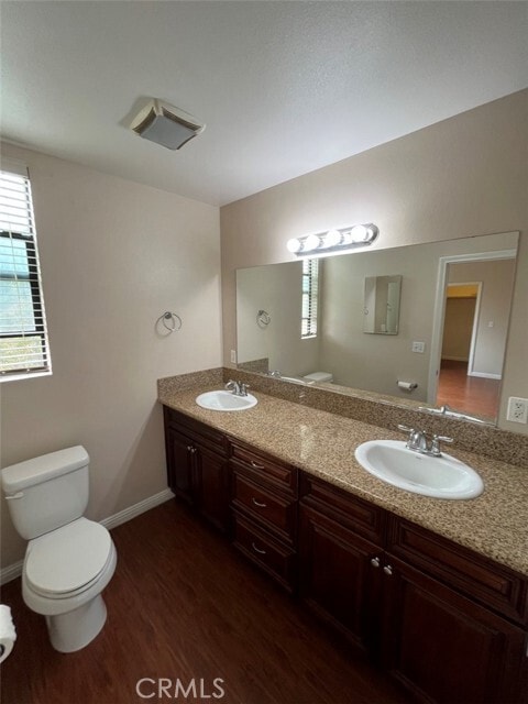 Building Photo - 920 Central