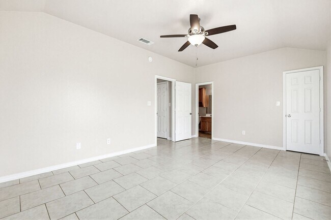 Building Photo - 3605 Westwood Dr