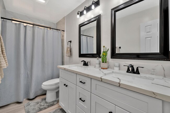 Unit A -Bathroom 2 - 6032 Lime Ave