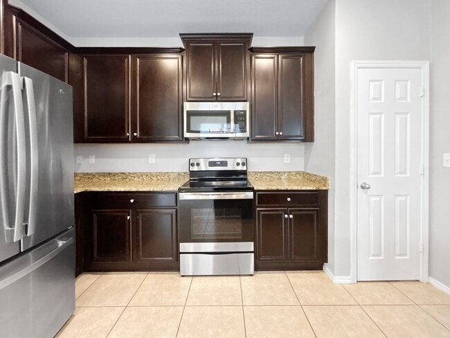 Building Photo - Updated 2-Story Home in Gated Magnolia Park Community - 3bed | 2.5bath