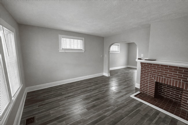 Building Photo - 1437 Manchester Ave