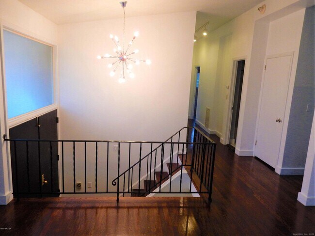 Building Photo - 4 Split Timber Pl