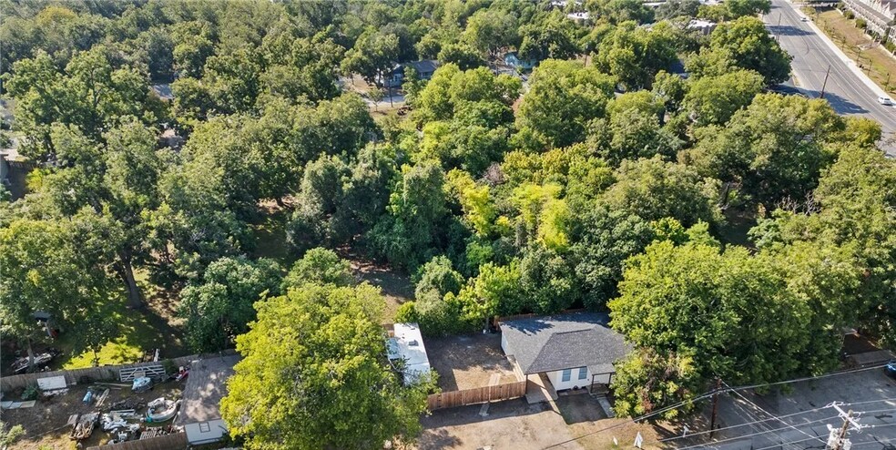 Building Photo - 112 Linda Dr