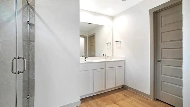 Building Photo - 4023 Pierce Pl Ln