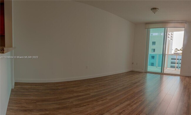 Building Photo - 1723 SW 2nd Ave