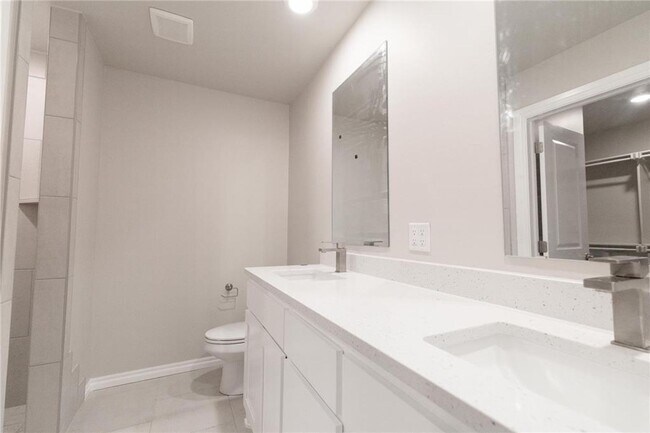 Building Photo - Luxury BRAND NEW 3 Bedroom 2 Bathroom Home...